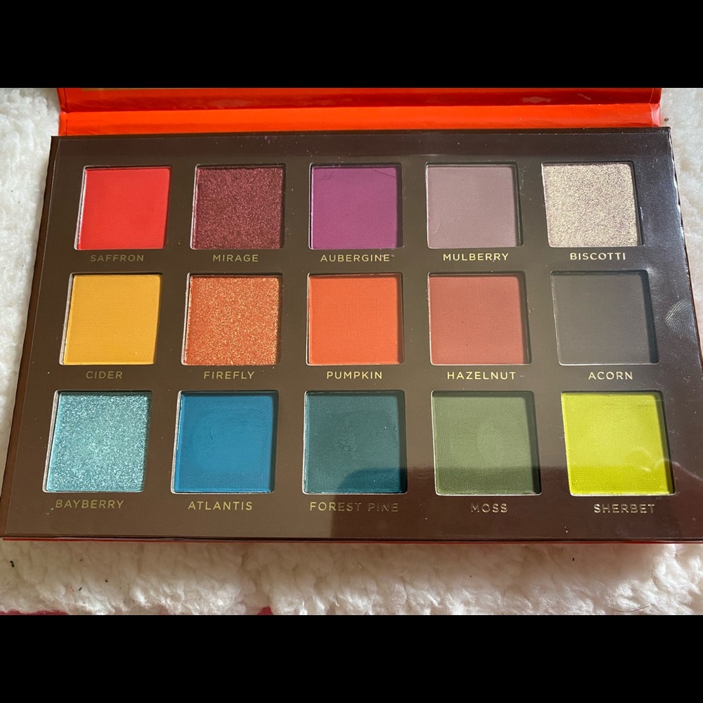 Ace beaute flair eyeshadow palette